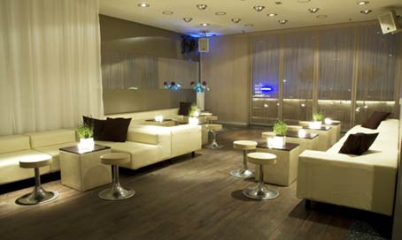 Pearl Lounge
